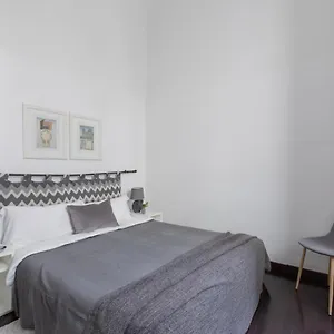 Iflat Colosseum Comfy House Appartamento