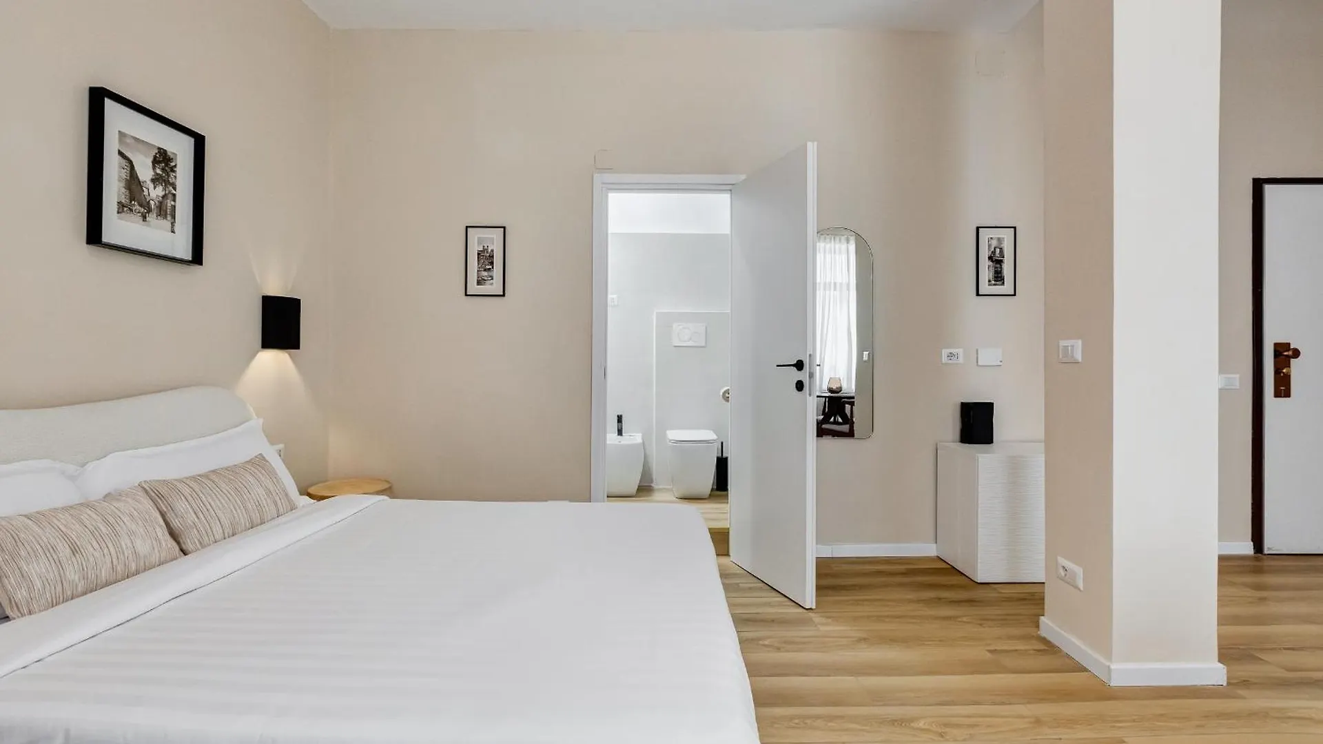 Urbana 24 Apartment Rome